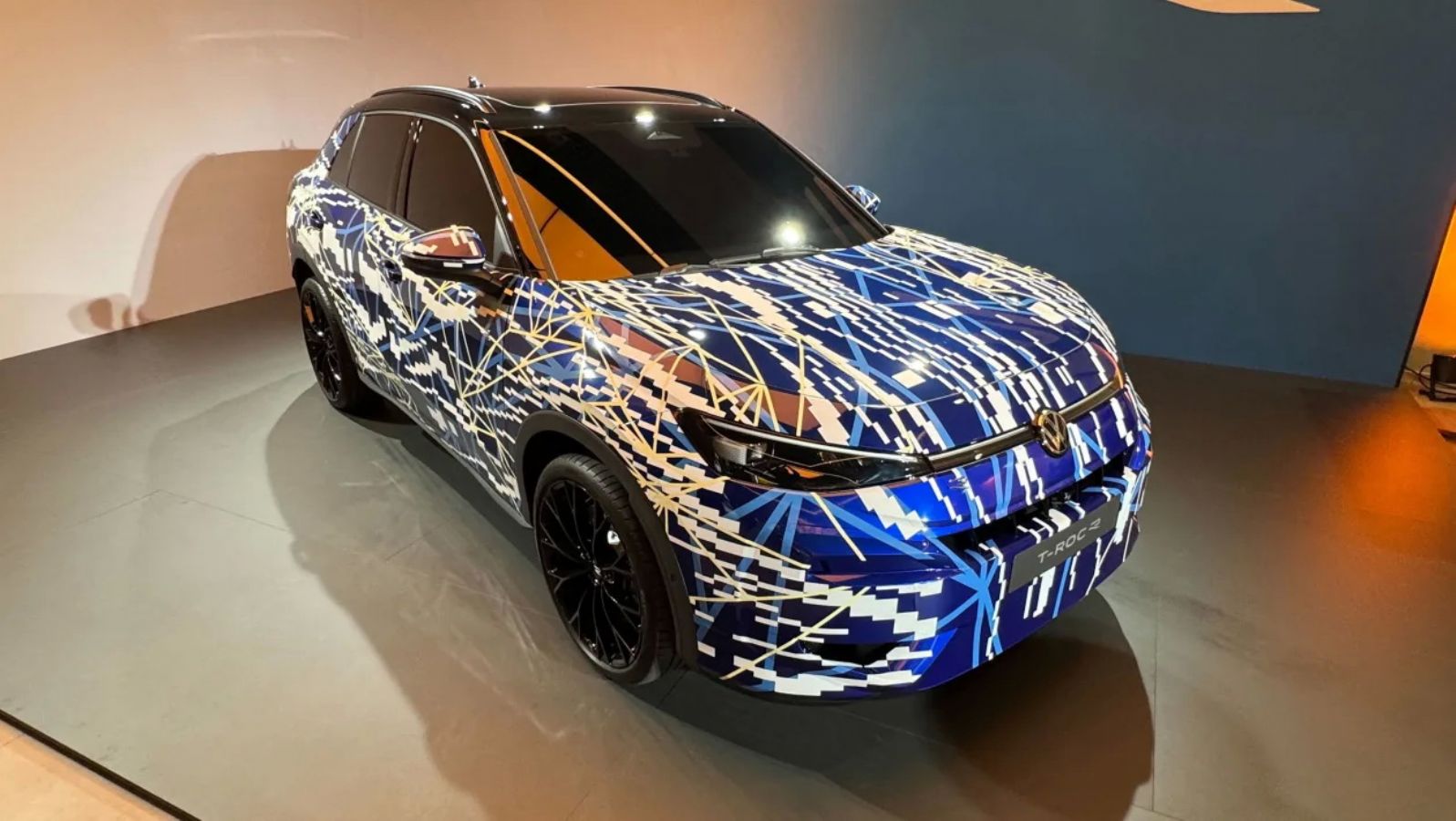 Νέο Volkswagen T-Roc R: Έρχεται με 333 άλογα και drift mode